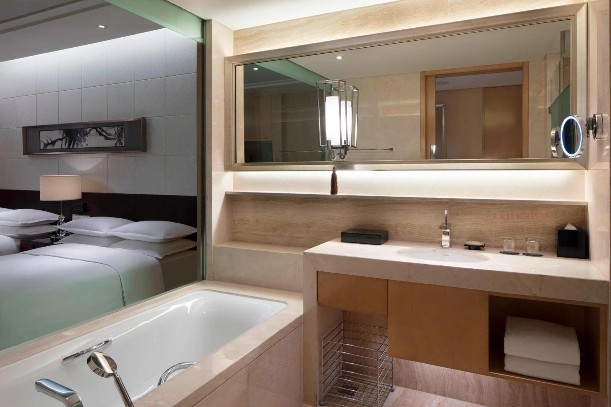 Sheraton Wuxi Binhu Hotel מראה חיצוני תמונה