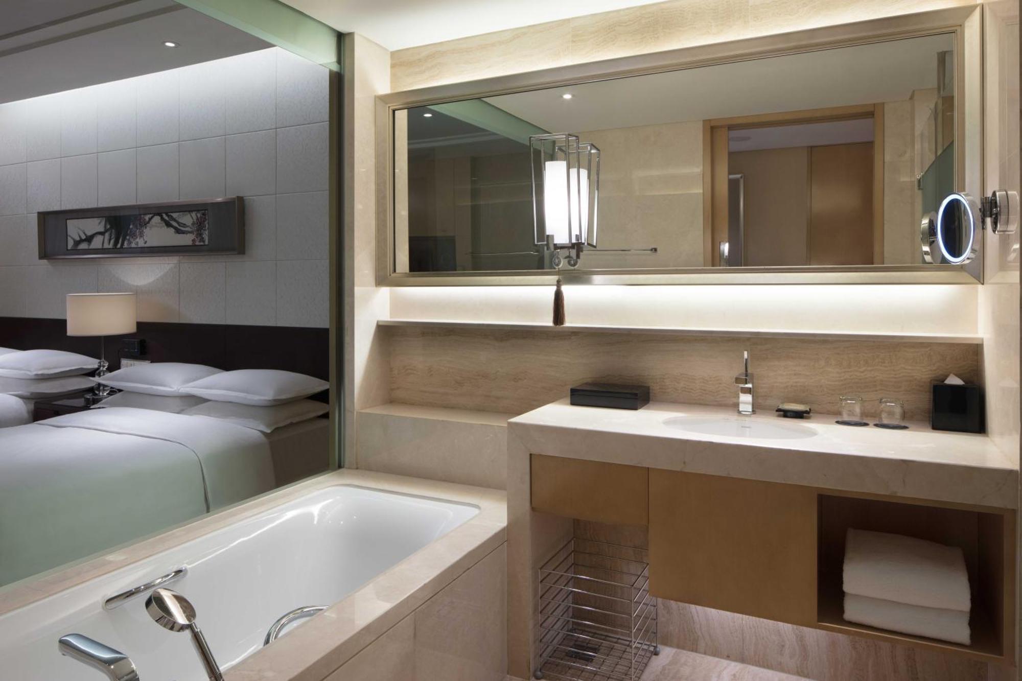 Sheraton Wuxi Binhu Hotel מראה חיצוני תמונה